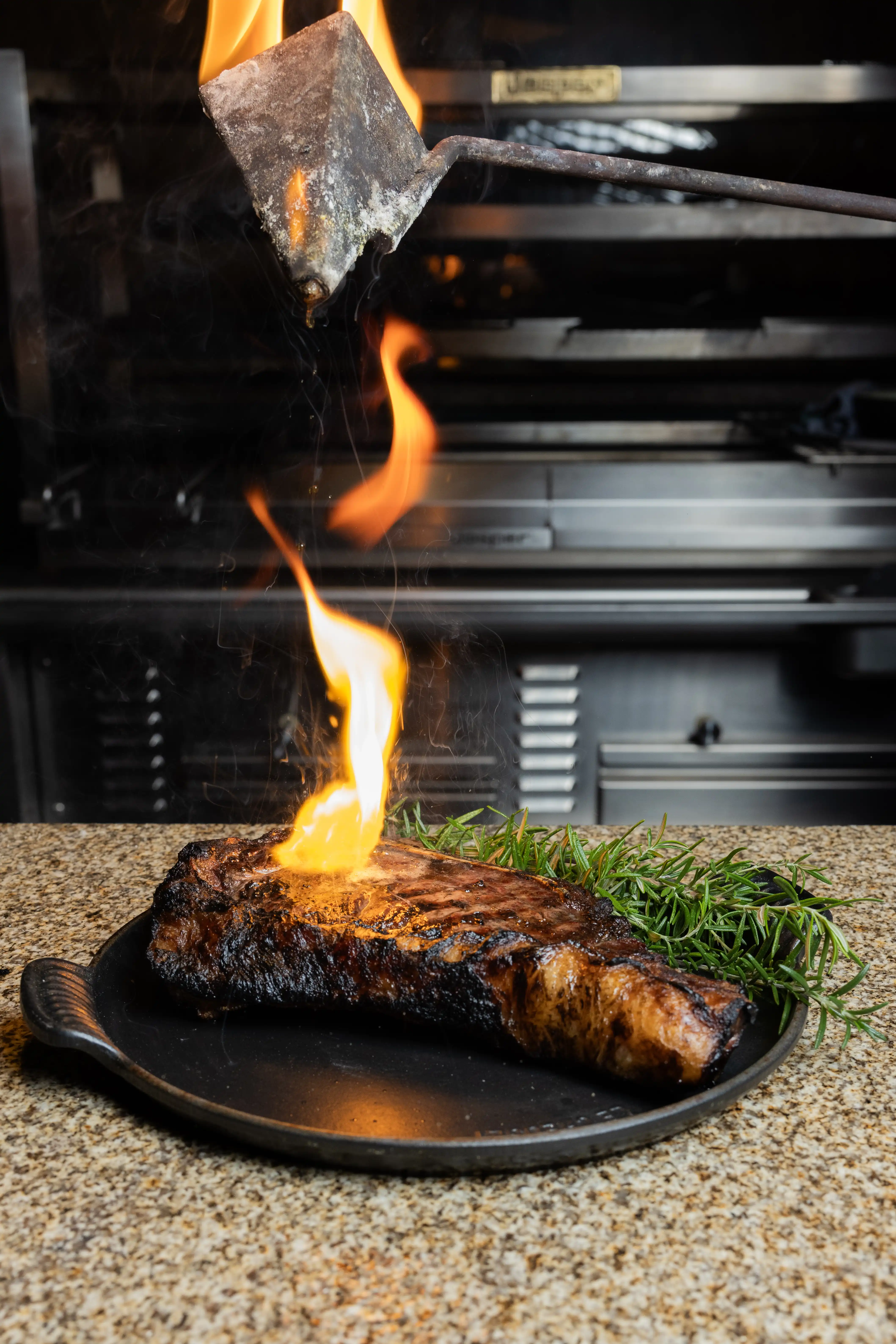 Preparación de carnes a la parrilla